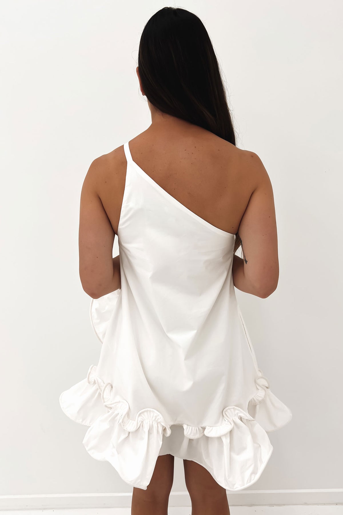 Backless Ruffle Detailing Mini Dress in Ivory