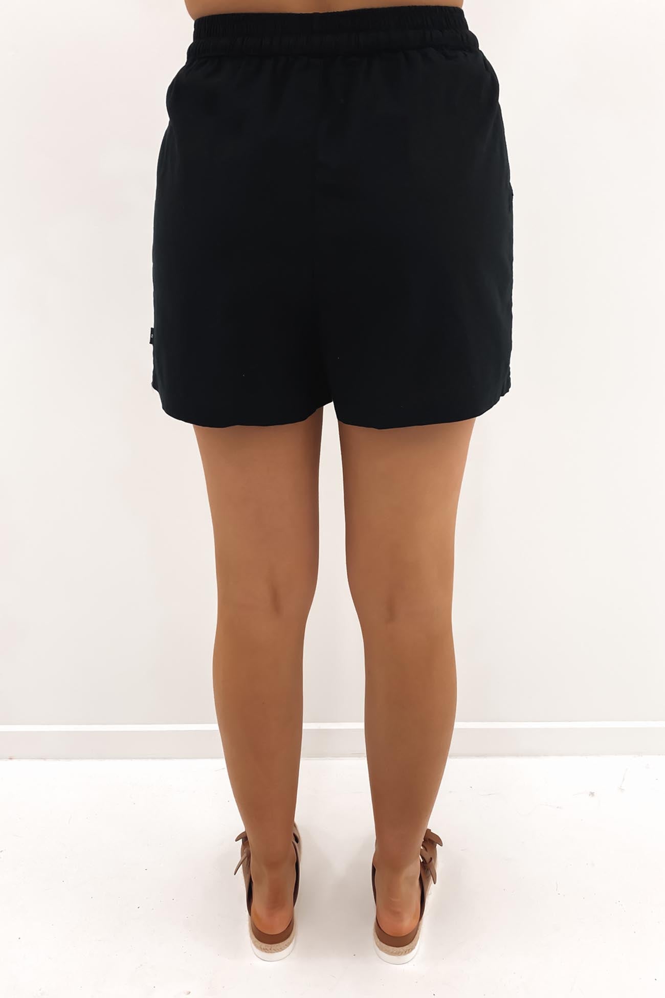 Sabine Short Black