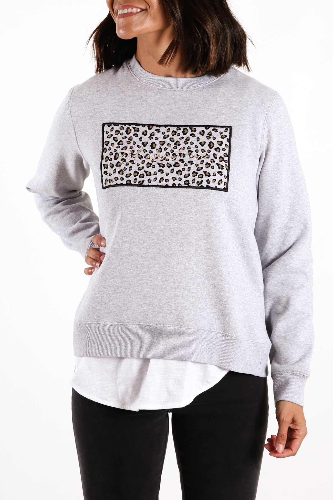 Signature Patched Fleece Crew Grey Marle