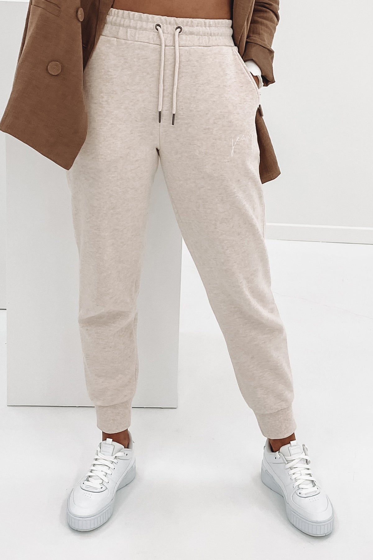 Signature Trackpant Oat Marle - Jean Jail