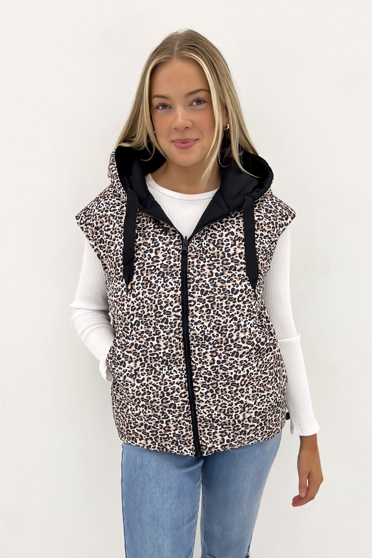 Sports Leopard Vest Black