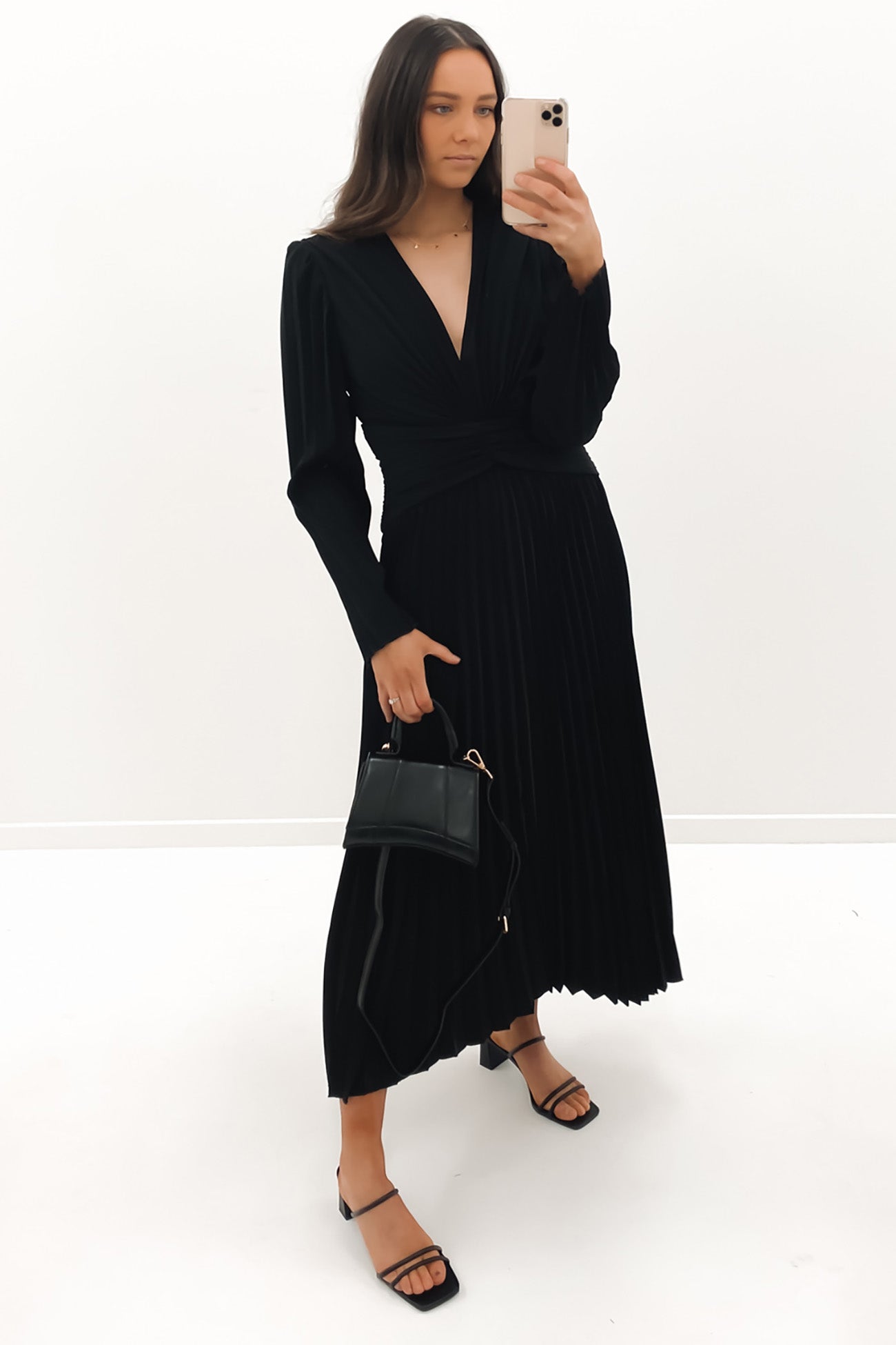 Stars Aligned Midi Dress Black