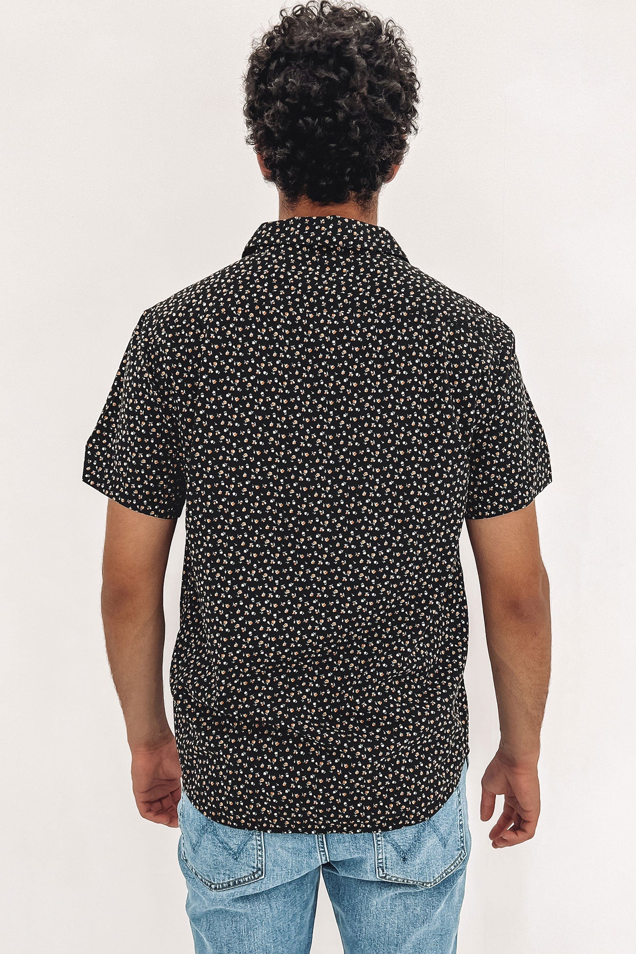 Sundowner Floral Short Sleeve Shirt Black