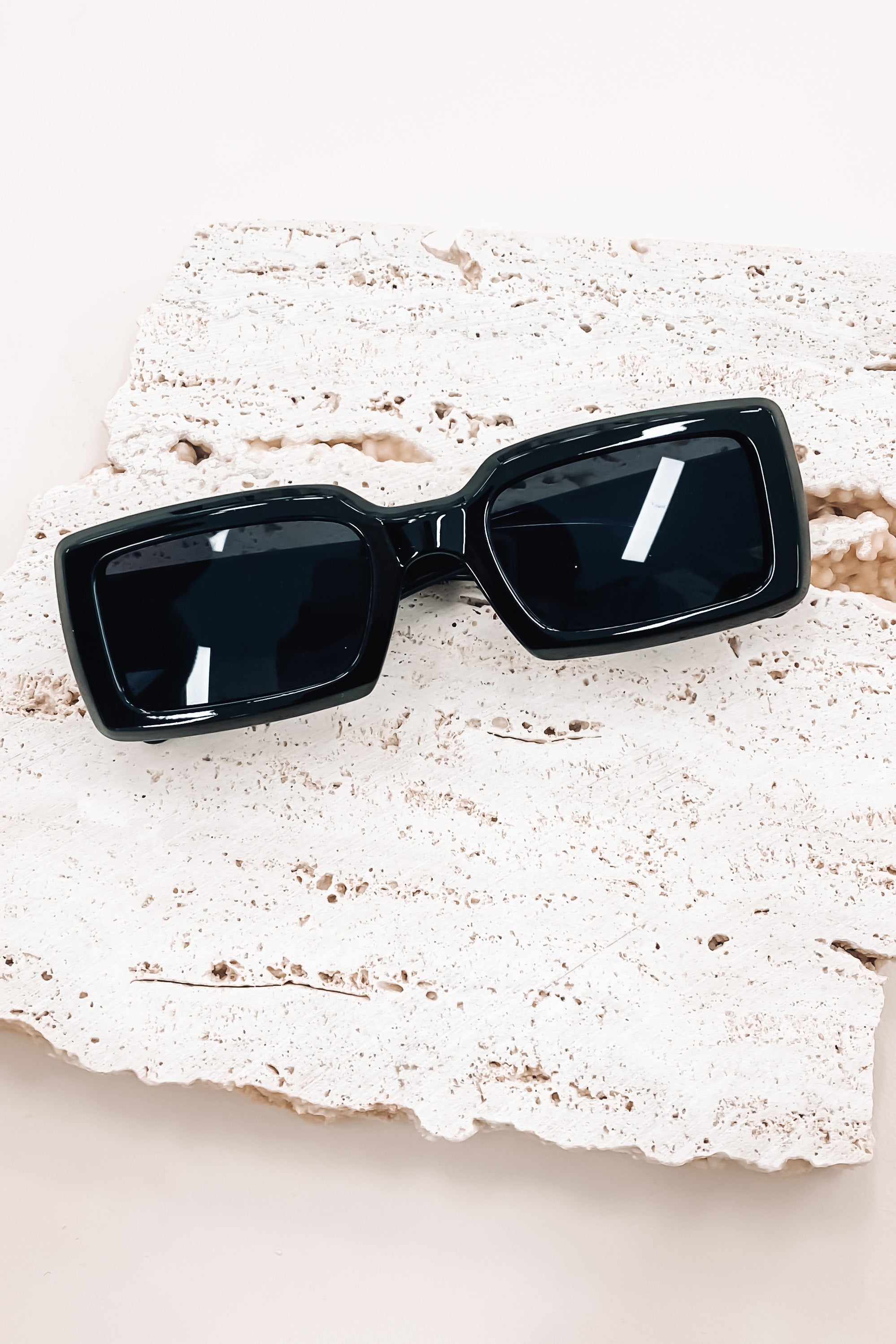 Grove Sunglasses // Black