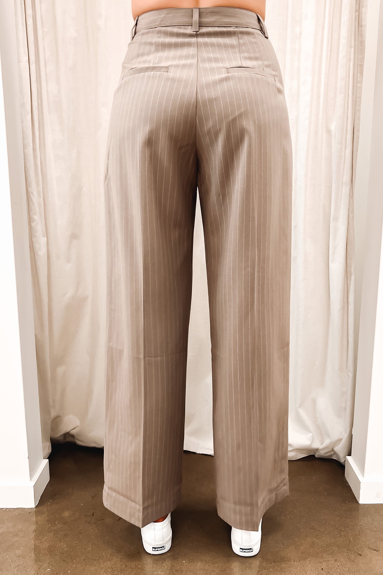 Volume Pleated Pant Sand Stripe