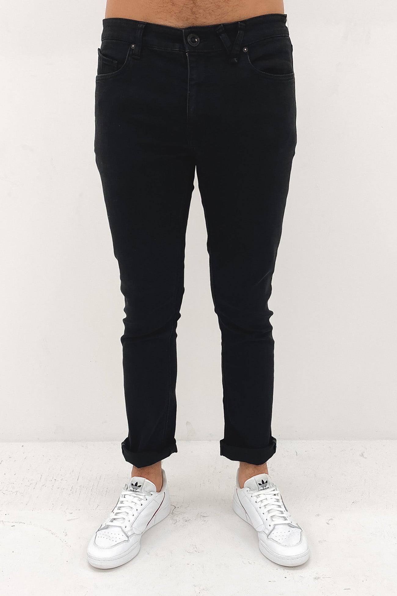 Vorta Slim Straight Jean Black Out