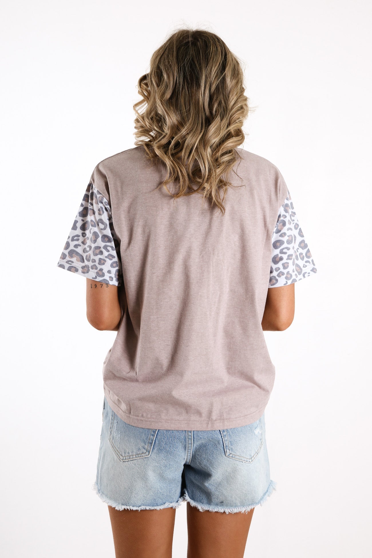 Wild Dreamer Tee Tan