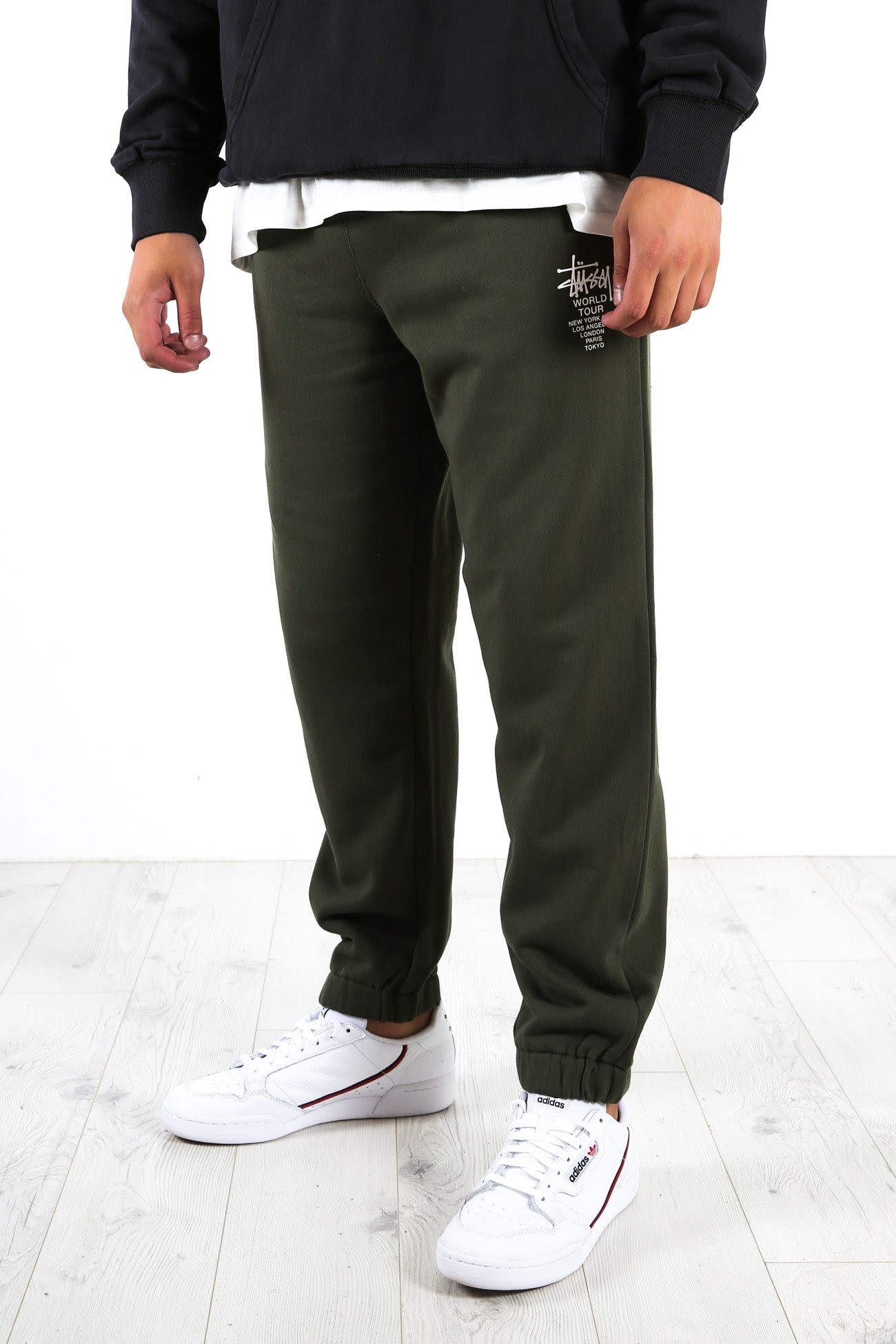 World Tour Trackpant Solid Flight Green