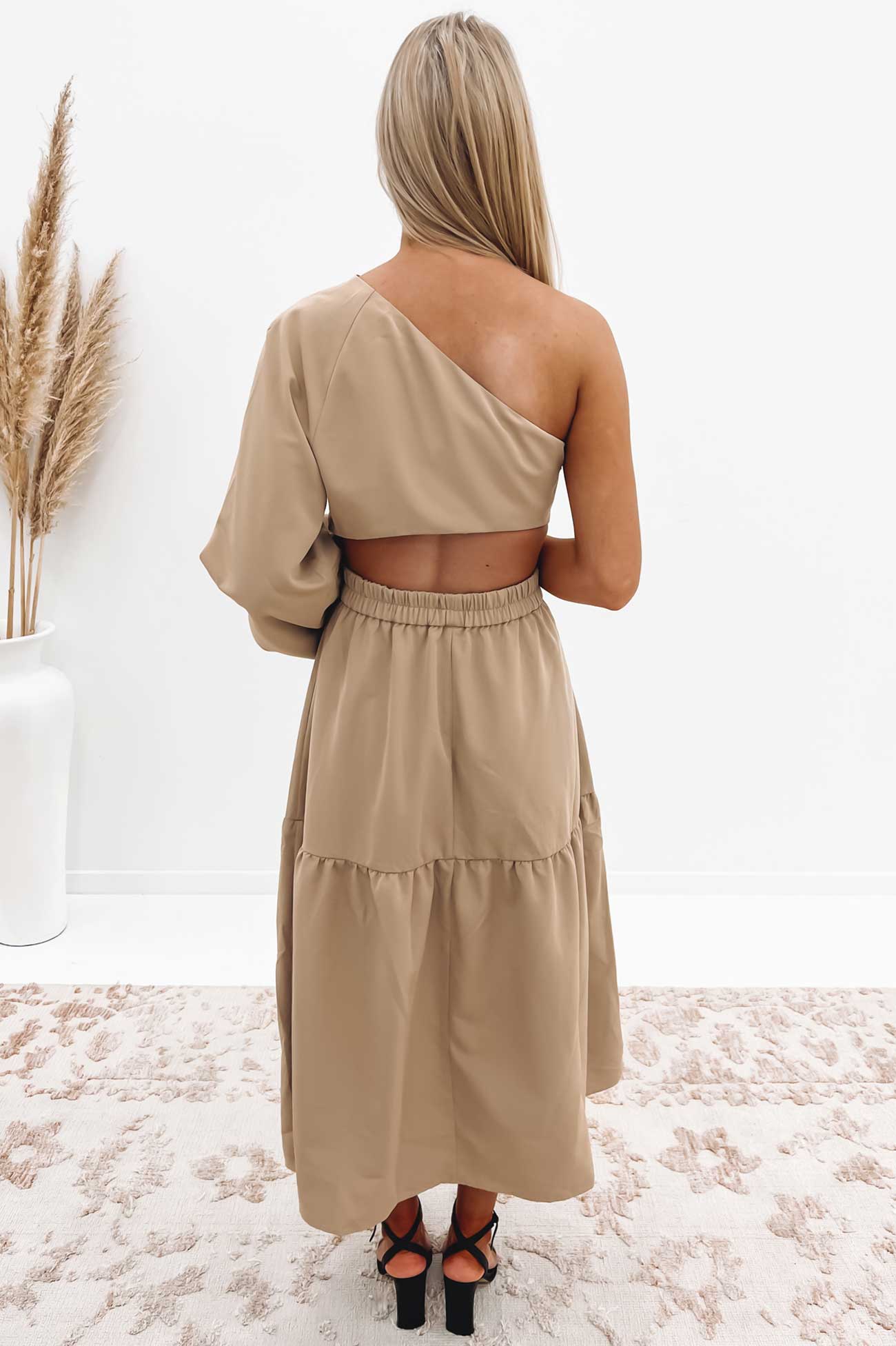 You Got It Maxi Dress Beige