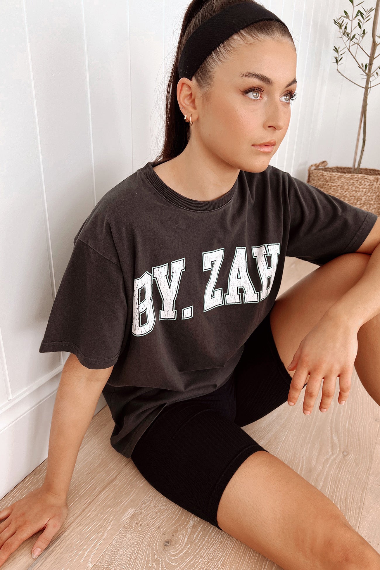 Zah Washed Collegiate Tee Black