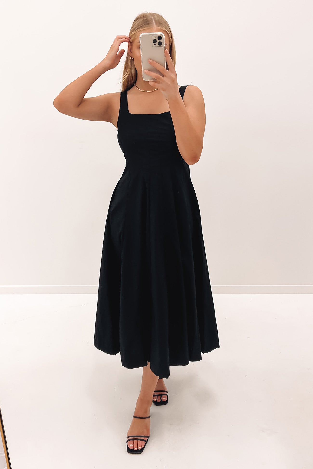 Zahra Midi Dress Black