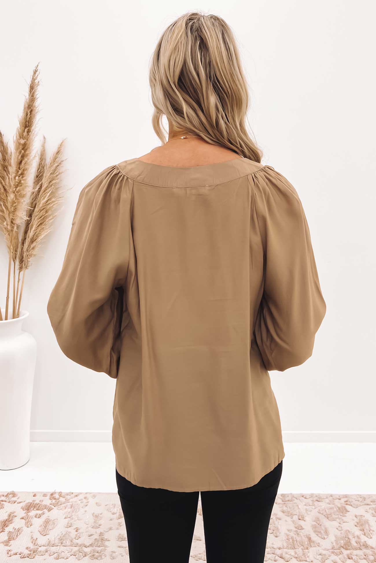 Zariah Top Taupe