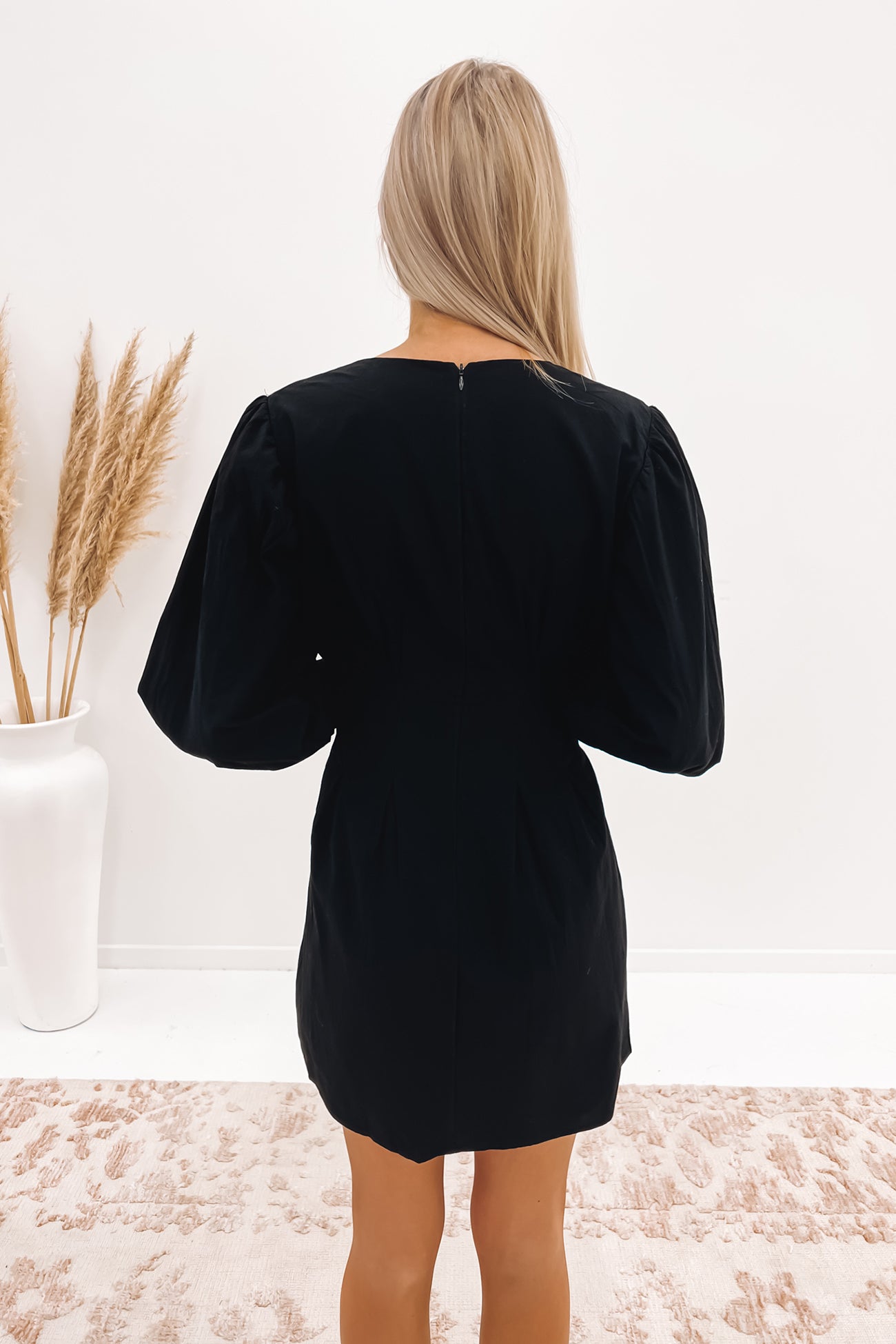 Zimmer Mini Dress Black