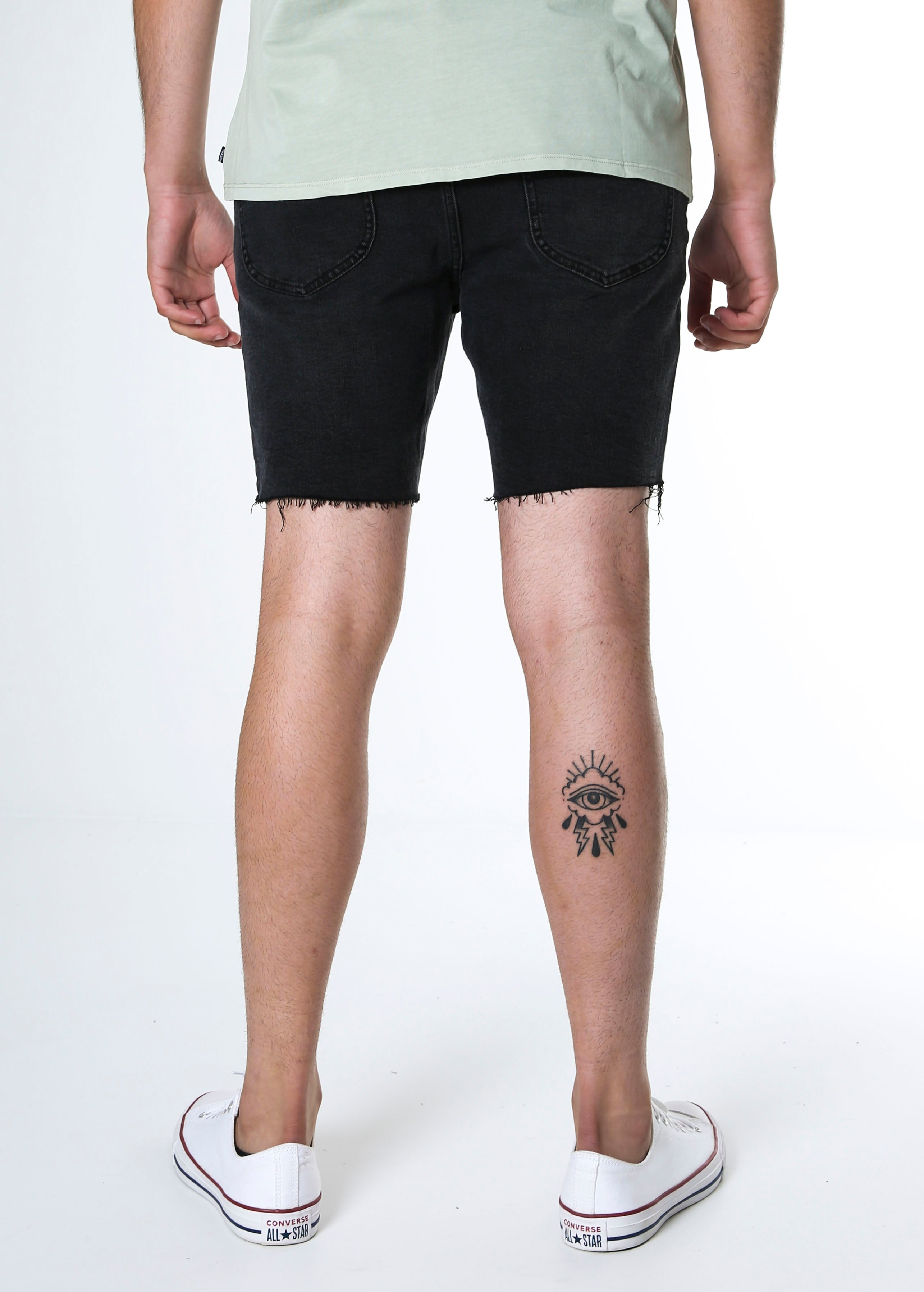 R2 Slim Short Source Black