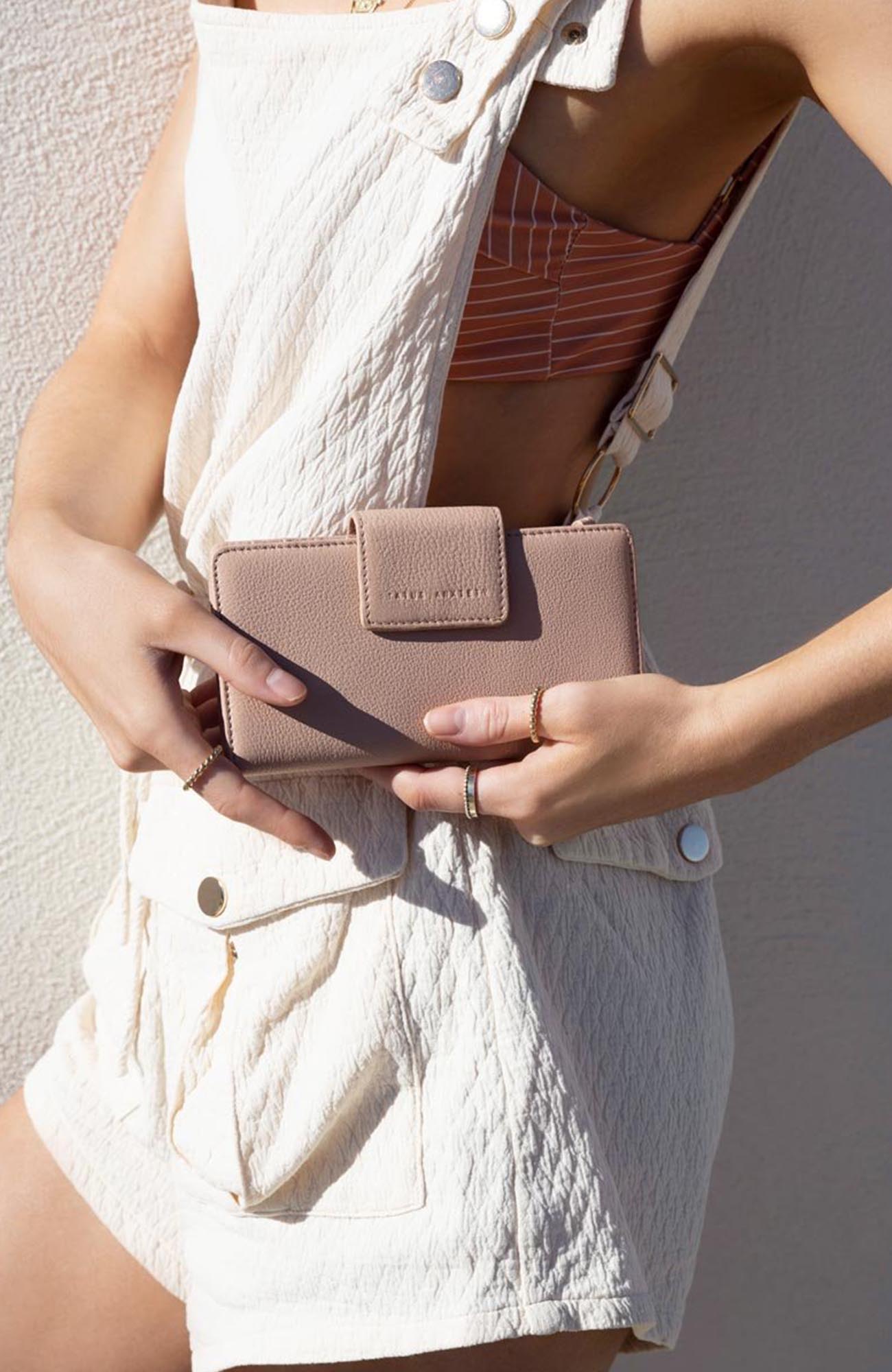 Ruins Wallet Dusty Pink